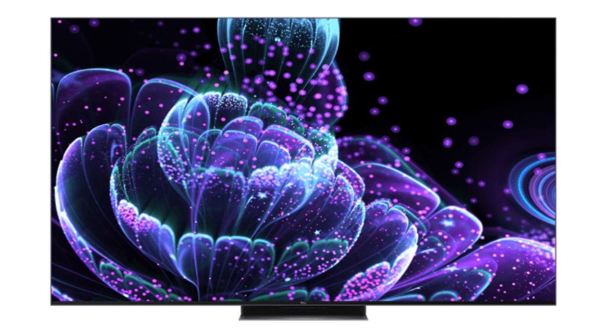 TCL C835 New Generation Mini LED 4K Google TV: ఇందులో 144Hz వీడియో రిఫ్రెష్ రేట్ కలిగిన ONKYO, IMAX స్క్రీన్, Dolby Vision IQ వీడియో, Dolby Atmos సౌండ్, HDR 10+ వంటి అత్యుత్తమ ఫీచర్లు ఉన్నాయి. వందలాది కంటెంట్ ఆప్షన్లను బ్రౌజ్ చేయడానికి టీవీ Google TVతో కూడా వస్తుంది. ఈ టీవీ 55-అంగుళాలు, 65-అంగుళాల, 75-అంగుళాలలో అందుబాటులో ఉంది. ధరలు వరుసగా రూ. 119,990, రూ. 159,990, రూ. వరుసగా 229,990/- గా ఉన్నాయి.