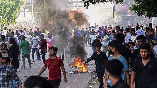 బంగ్లాదేశ్​లో నిరసనలు..