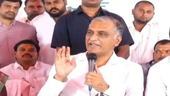 Medak : రేవంత్ రెడ్డికి అల్లు అర్జున్ సమస్య ముఖ్యమైంది.. ప్రజల సమస్యలు పట్టవా? : హరీష్ రావు