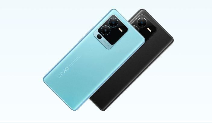 Vivo V25 Proలో 4830mAh బ్యాటరీతో వచ్చింది. ఇది 66W FlashChargingకు సపోర్ట్ చేస్తుంది. దాదాపు 50-60 నిమిషాల్లో ఫోన్ ఫుల్ ఛార్జ్ అవుతుంది. ఇందులో మంచి సౌండ్ కలిగిన సింగిల్ స్పీకర్‌ ఉంటుంది కానీ క్లారిటీ, బేస్ ఆశించిన స్థాయిలో లేదు. స్టీరియో స్పీకర్ పనితీరు బాగా తగ్గింది.&nbsp;