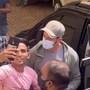 Hrithik Roshan Angry Video Viral: అభిమానిపై హృతిక్ ఆగ్రహం.. సోషల్ మీడియాలో వీడియో వైరల్
