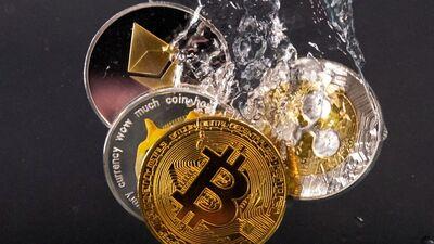 Bitcoin crash: మళ్లీ నేలచూపులు చూస్తున్న బిట్‌కాయిన్, ఇతర క్రిప్టోకరెన్సీ