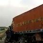 Purvanchal Expressway BMW Accident : గంటకు 230కి.మీల వేగంతో ట్రక్​ను ఢీకొట్టిన బీఎండబ్ల్యూ..