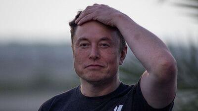 Elon Musk: మస్క్‌కు షాక్.. ప్రపంచ కుబేరుడి స్థానం నుండి డౌన్.. ఫస్ట్ ఎవరంటే..