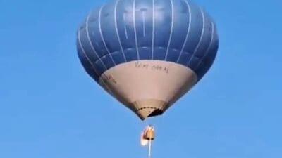 Hot Air Ballooning in Pushkar: రాజస్తాన్ లోని పుష్కర్ హాట్ ఎయిర్ బెలూనింగ్ కు ఫేమస్. హాట్ ఎయిర్ బెలూన్ లో ప్రయాణిస్తూ ఎడారి అందాలను వీక్షించవచ్చు.&nbsp;