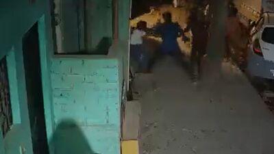Delhi Murder: ఢిల్లీలో దారుణ హత్య: 16 ఏళ్ల అమ్మాయిని 20సార్లు పొడిచి చంపిన బాయ్‍ఫ్రెండ్ (Photo: Twitter)