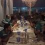 Pakistan Cricketers Video: హైదరాబాద్ రెస్టారెంట్‍లో పాక్ క్రికెటర్ల డిన్నర్.. సెల్ఫీలకు పోటీ పడిన భారత ఫ్యాన్స్